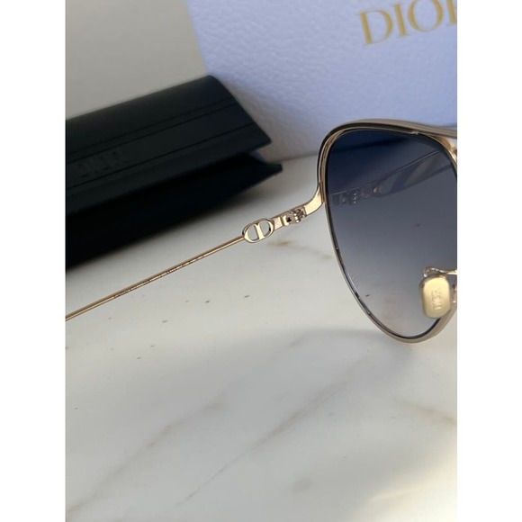 NEW Dior EverDior A1U Sunglasses in Gold Blue Gradient - Picture 8 of 8